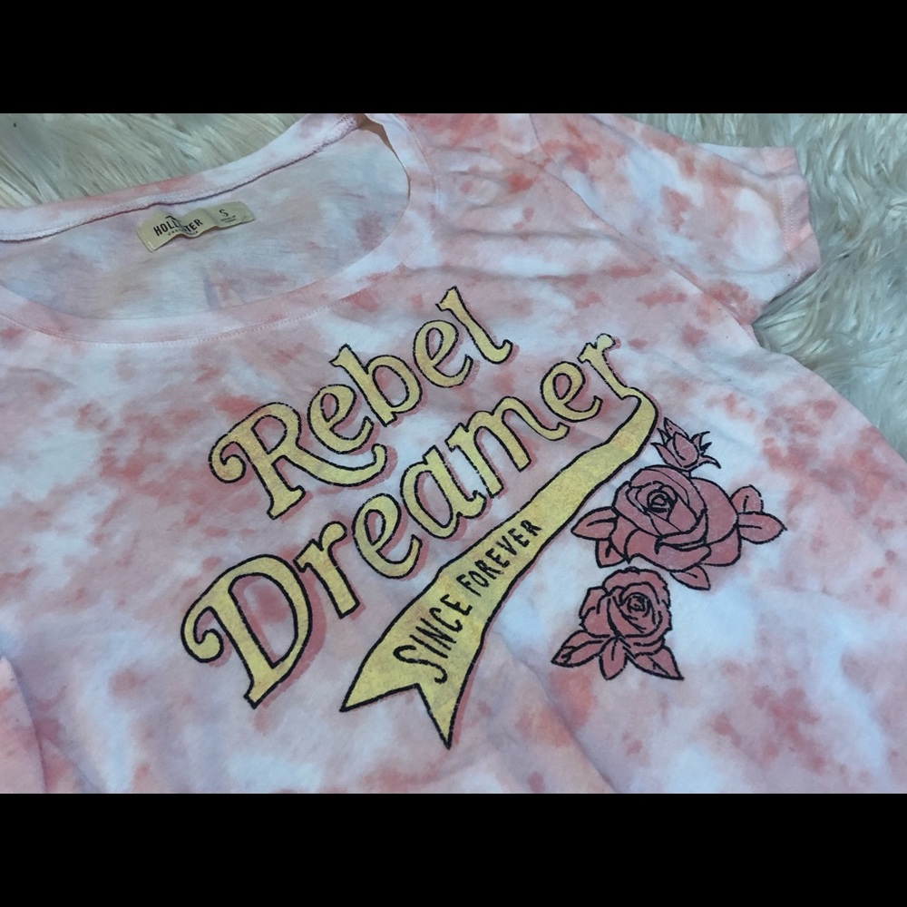 Pink tie dye graphic tee